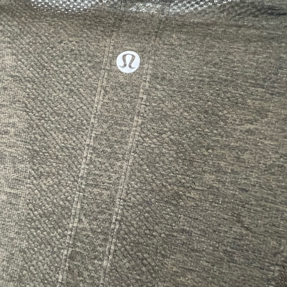 Long sleeves black lululemon shirt dark green size 6 - Picture 3 of 3